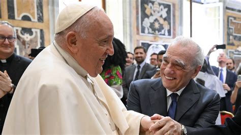 El papa Francisco se reunió con Martin Scorsese tras recuperarse de la fiebre